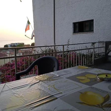 Le Zagare باولا