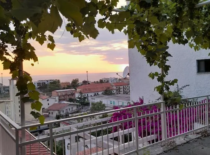 Le Zagare Frühstückspension Paola